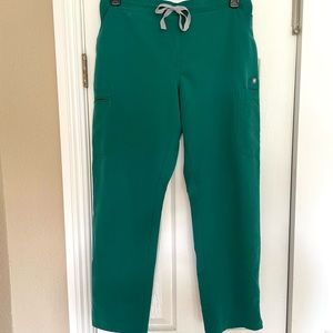 Figs yola skinny pants hunter green